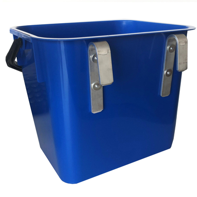 Seau avec crochets 12L BLEU