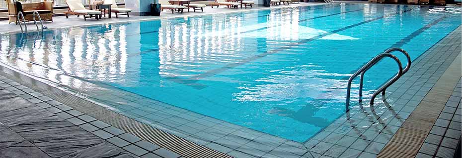 Nettoyez la piscine