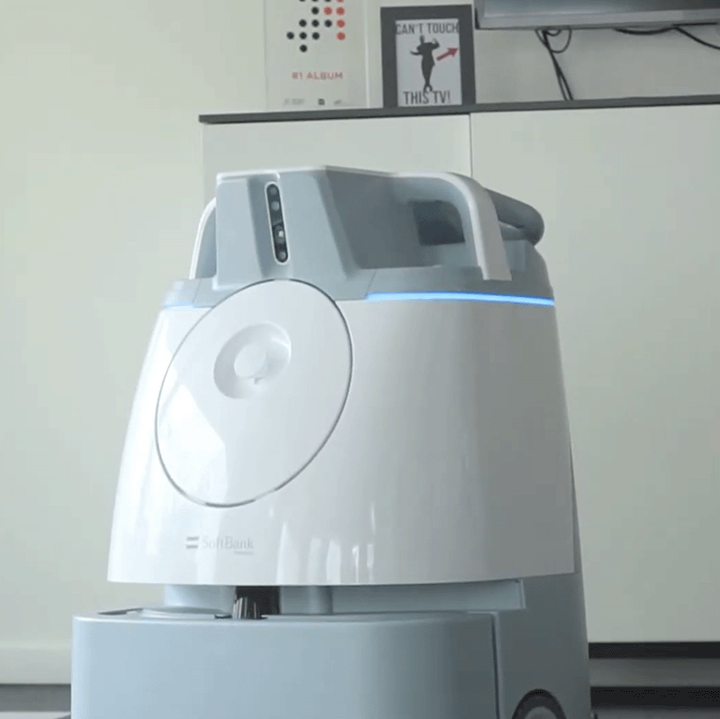 Clos-up van de Whiz een robotstofzuiger voor de professionele schoonmaak